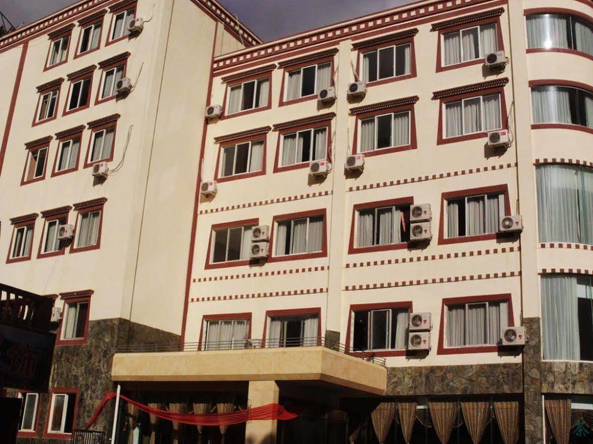 An E Courtyard Hotel Jiu Zhai Gou Branch Jiuzhaigou Exterior foto